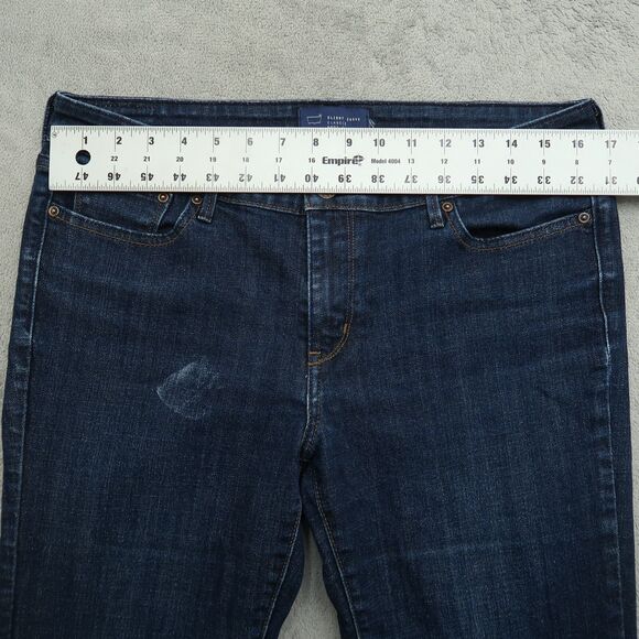 Levi's Jeans Women's 12L Blue Mid-Rise Slight Curve Classic Bootcut 32.5" Inseam - Picture 16 of 16